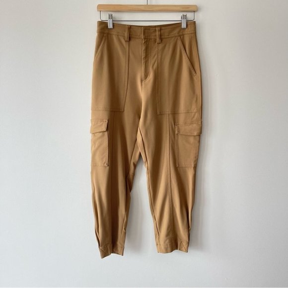 ❌SOLD❌ BANANA Republic SLIM REFINED STRETCH CARGO PANT Cream High waist Tapered - Picture 3 of 16